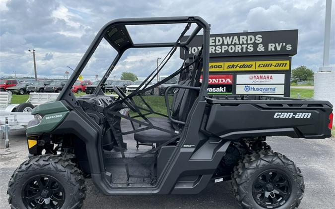 2023 Can-Am Defender HD9