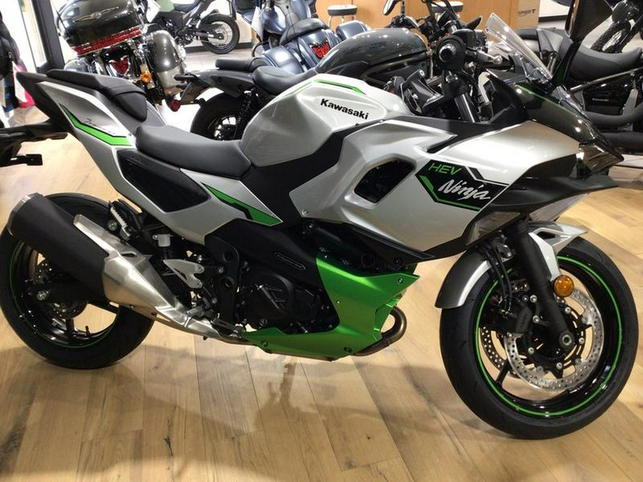 2024 Kawasaki Ninja® 7 Hybrid ABS