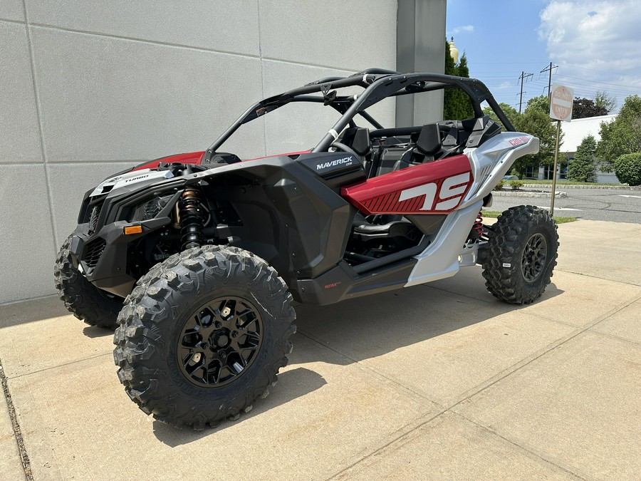 2025 Can-Am MAVERICK X3 X DS TURBO RR SMARTSHOX