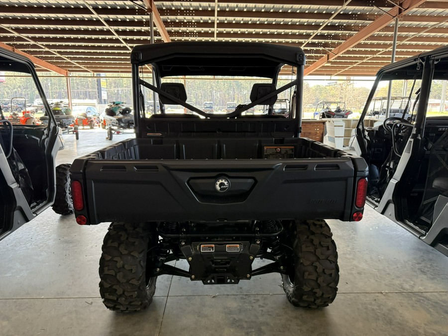 2026 Can-Am Defender XT HD9