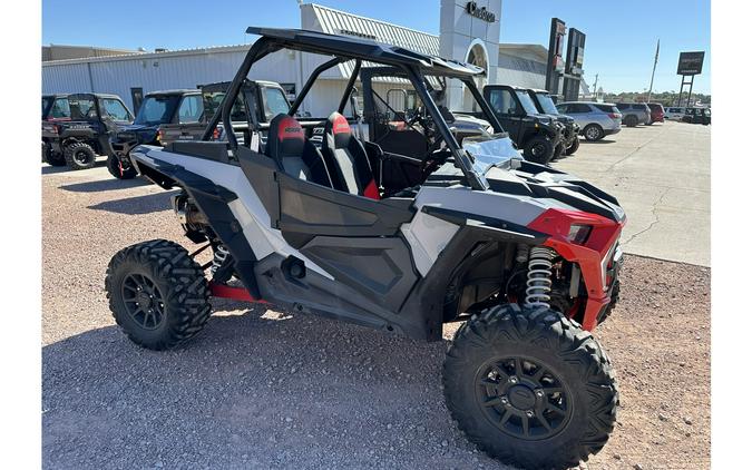 2022 Polaris Industries RZR XP 1000 Premium Indy Red