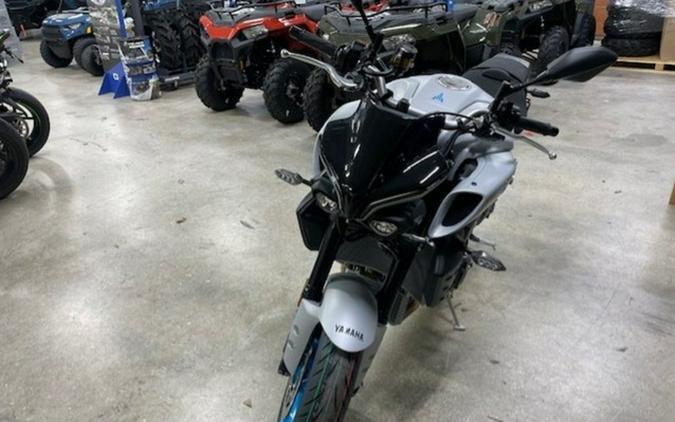 2025 Yamaha MT 10