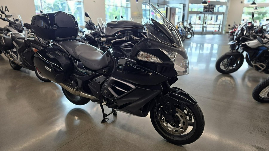 2016 Triumph TROPHY SE