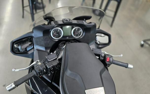 2016 Triumph TROPHY SE