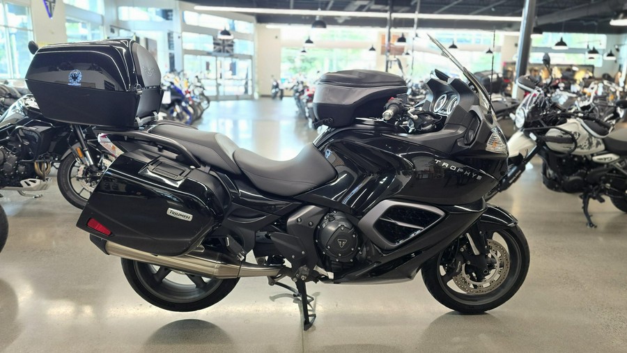 2016 Triumph TROPHY SE
