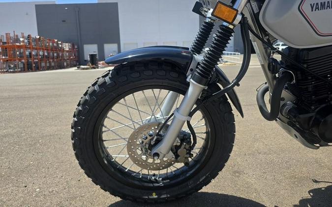 2027 Yamaha TW 200