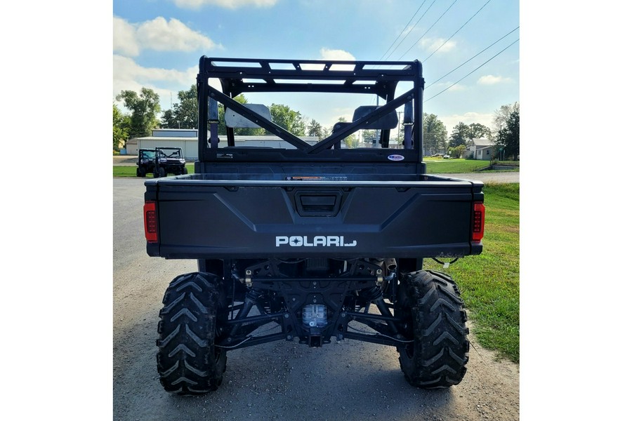 2018 Polaris Industries RANGER XP® 900 EPS - Solar Red