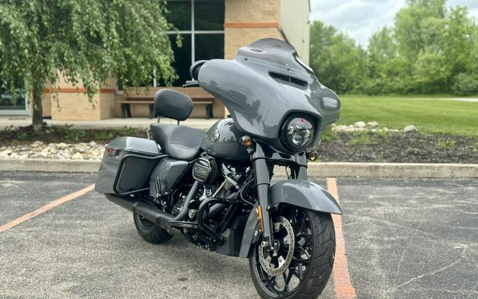2022 Harley-Davidson Street Glide Special Gunship Grey - Black Finish