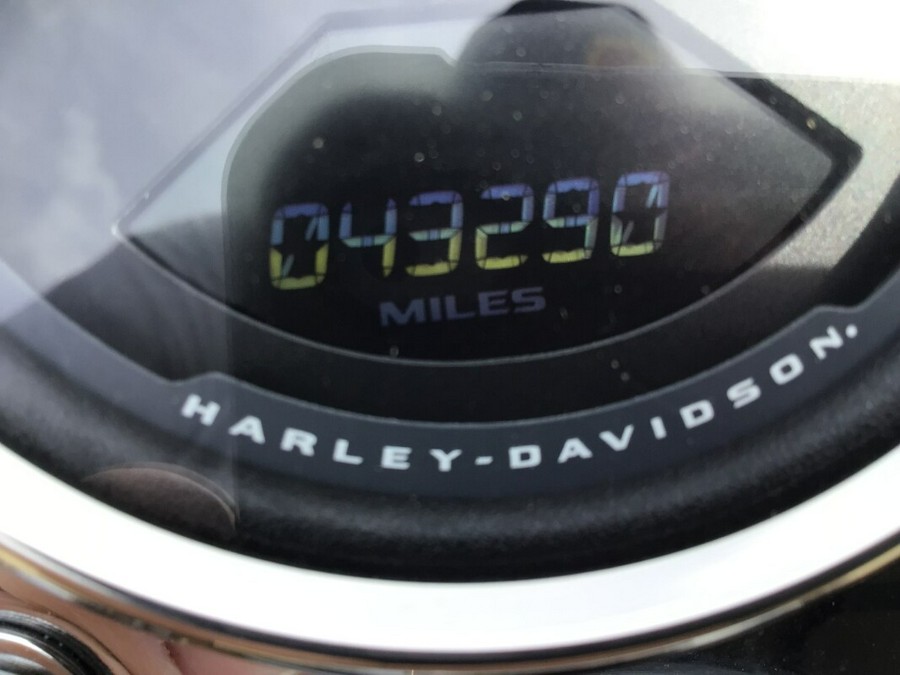 2019 FXLR Low Rider®