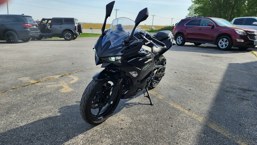 2024 Kawasaki Ninja 500 ABS