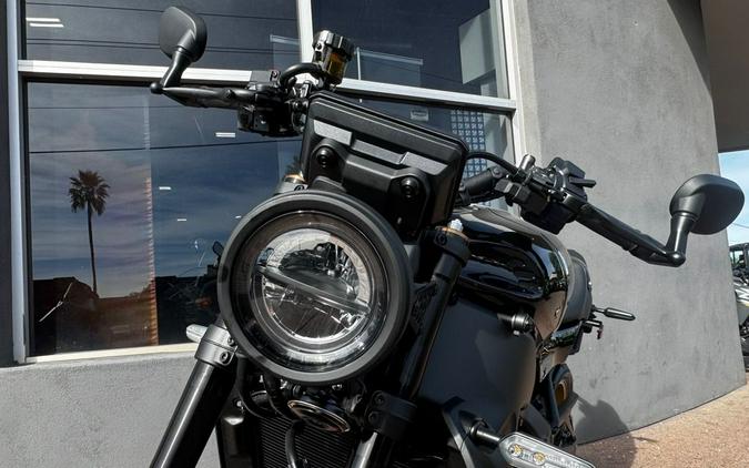 2026 Yamaha XSR900TB