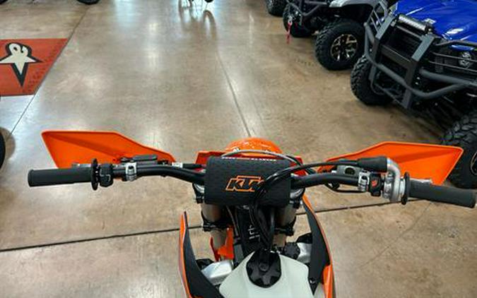 2025 KTM 125 XC