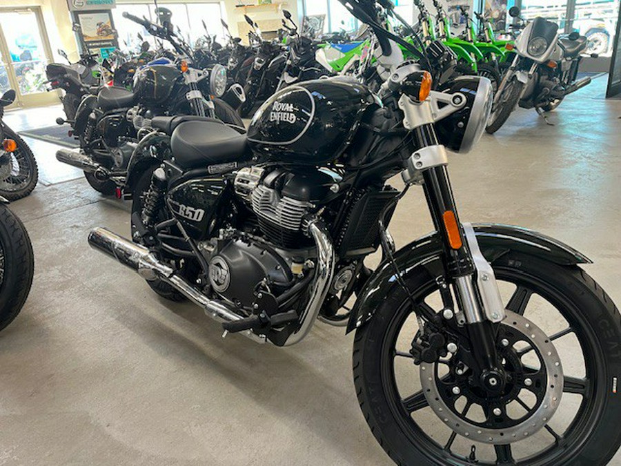 2024 Royal Enfield Super Meteor 650 Astral Green