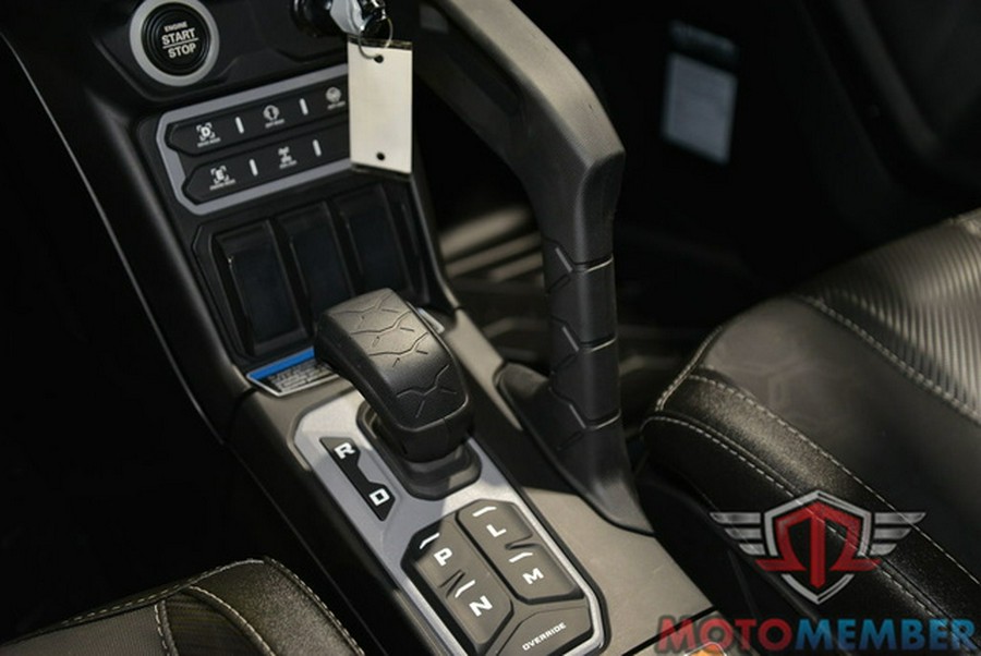 2025 Can-Am Maverick R Max X Legion Red