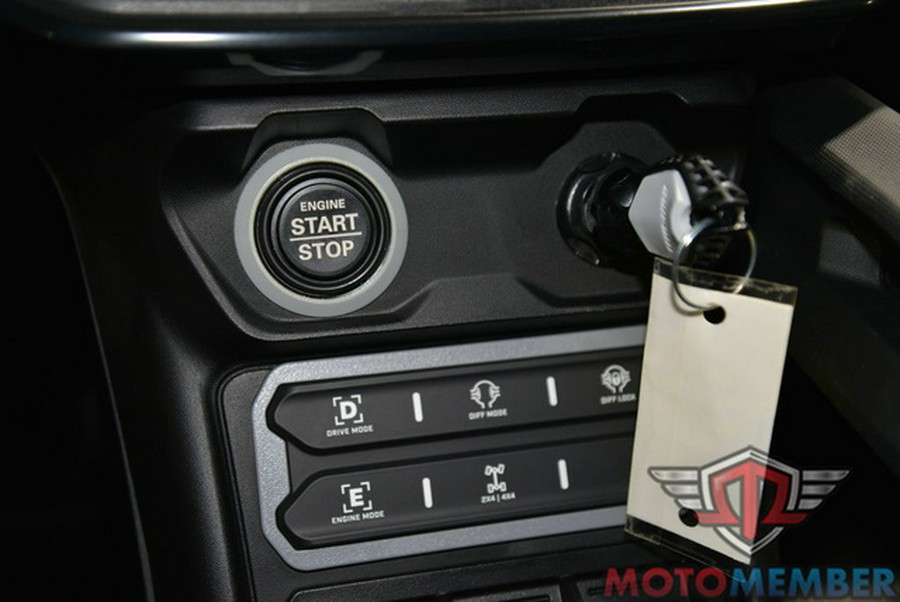 2025 Can-Am Maverick R Max X Legion Red