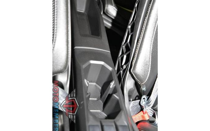 2025 Can-Am Maverick R Max X Legion Red