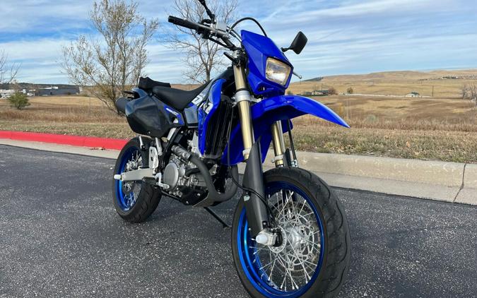 2024 Suzuki DR-Z400SM