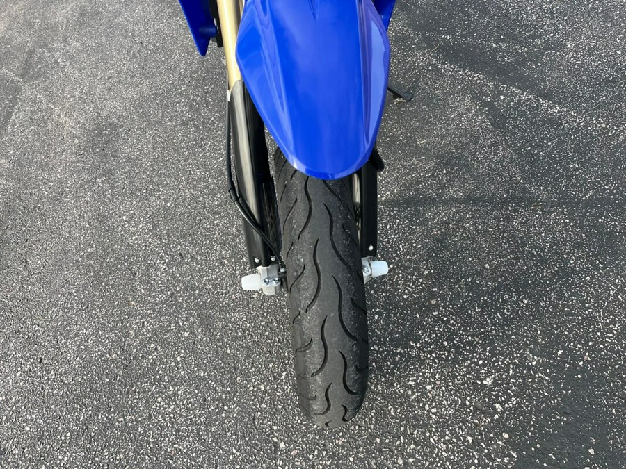 2024 Suzuki DR-Z400SM