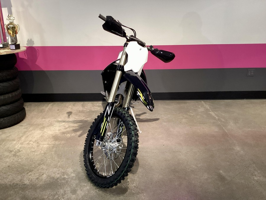 2026 Triumph TF 450-C