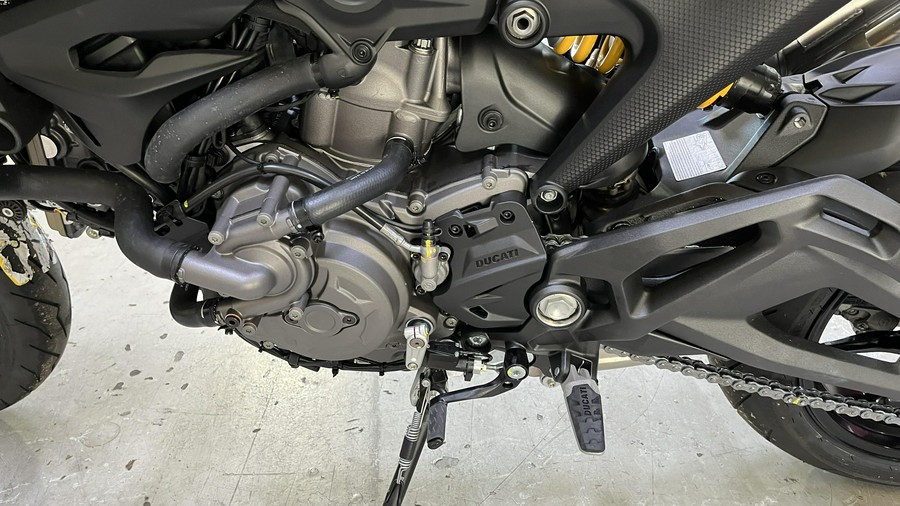 2026 Ducati MONSTER 937 DARK STEALTH