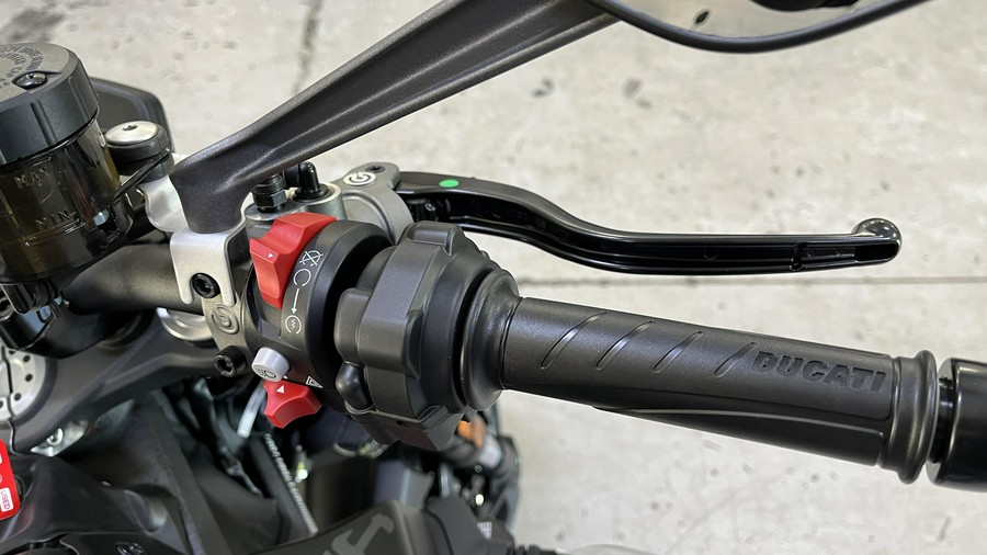 2026 Ducati MONSTER 937 DARK STEALTH