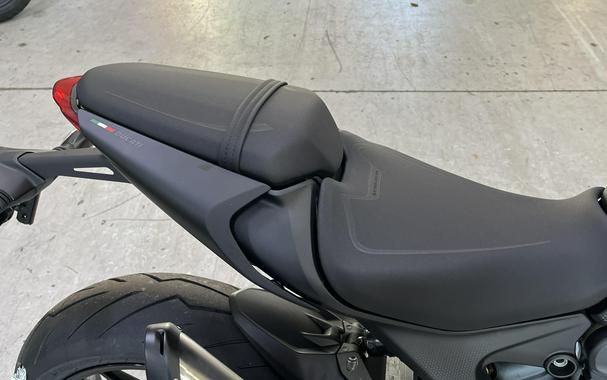 2026 Ducati MONSTER 937 DARK STEALTH