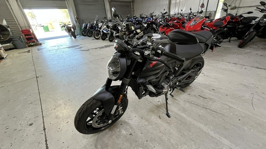 2026 Ducati MONSTER 937 DARK STEALTH