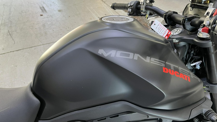 2026 Ducati MONSTER 937 DARK STEALTH