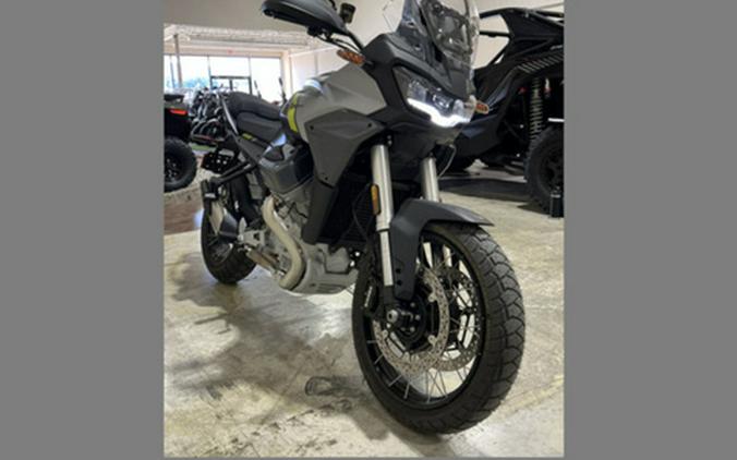2025 MOTO GUZZI Stelvio