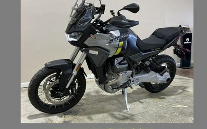 2025 MOTO GUZZI Stelvio