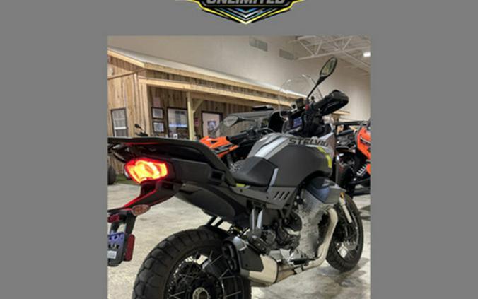 2025 MOTO GUZZI Stelvio