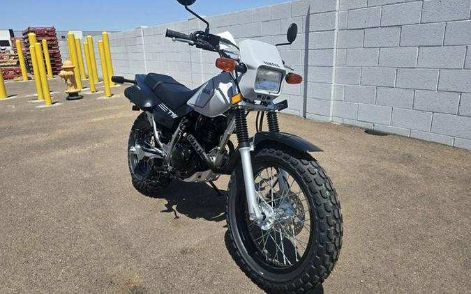 2027 Yamaha TW 200