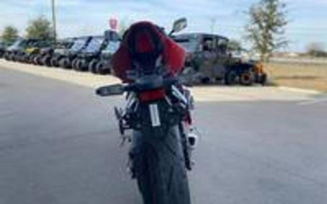 2026 Honda CBR650R E-Clutch