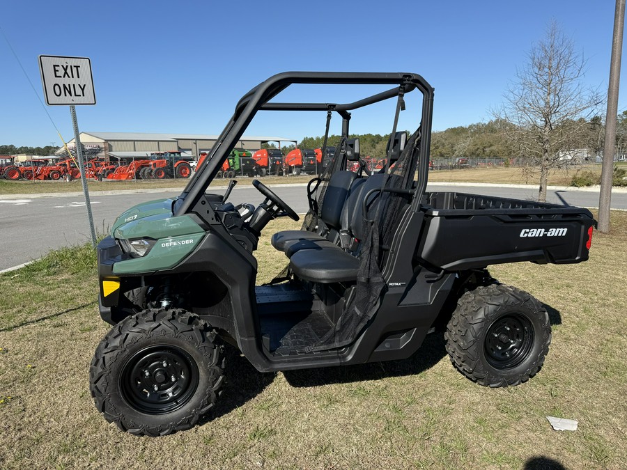 2026 Can-Am Defender HD7