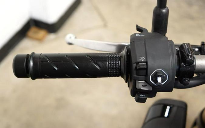 2026 Honda® CB650R E-Clutch