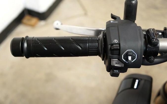 2026 Honda CB650R E-Clutch