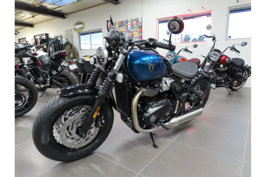 2026 BONNEVILLE BOBBER - Triumph