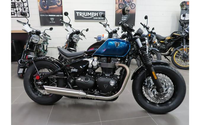2026 BONNEVILLE BOBBER - Triumph