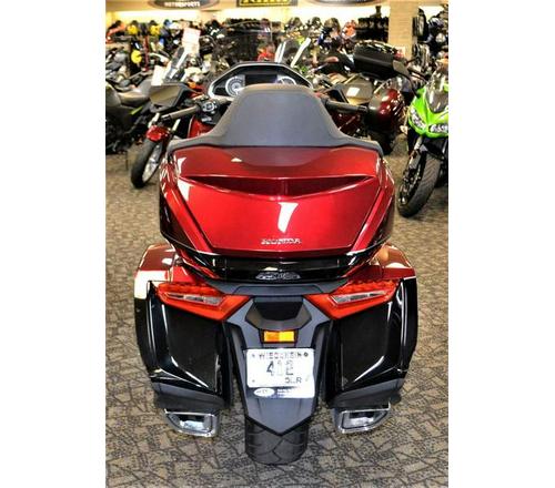 2020 Honda Gold Wing Tour DCT Test Review...