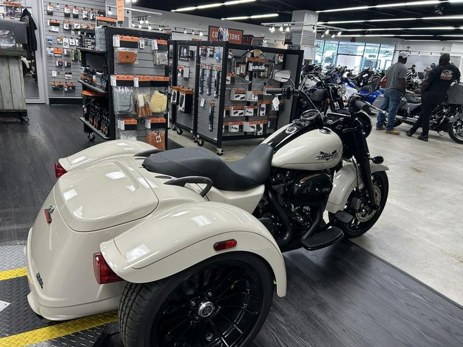 2023 Harley-Davidson® Trike Freewheeler®