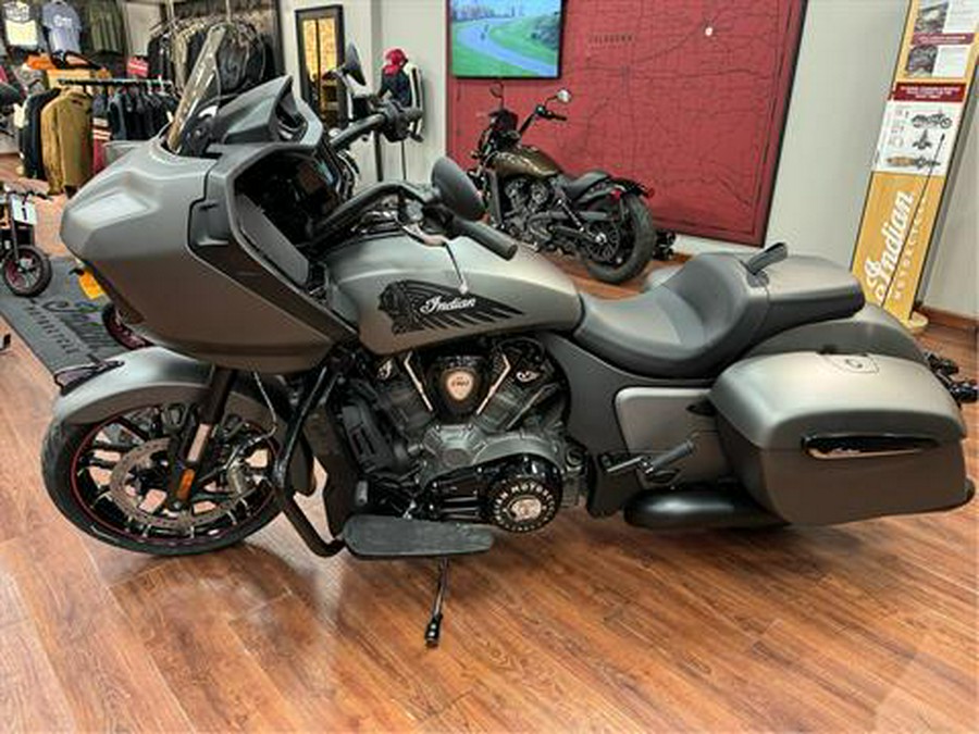 2023 Indian Motorcycle Challenger® Dark Horse®