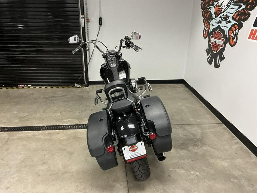 2016 Harley-Davidson® FXDB - Dyna® Street Bob®