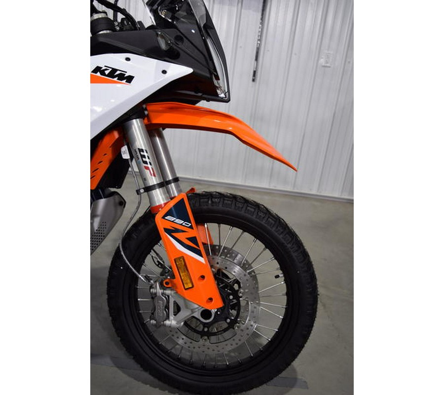 2024 KTM 890 Adventure R