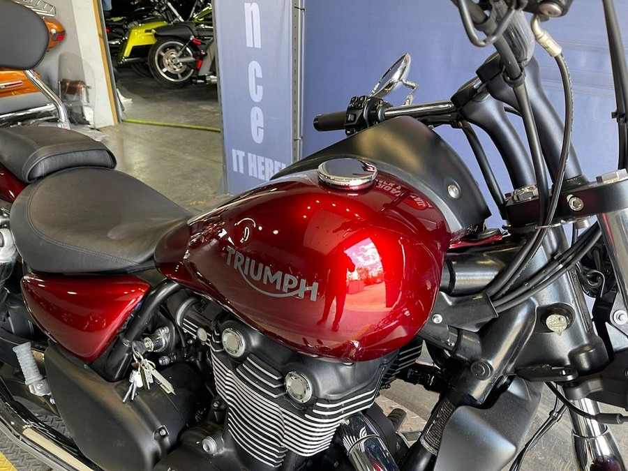 2017 Triumph Thunderbird Storm ABS Lava Red