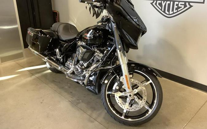 2025 Harley-Davidson® FLHX - Street Glide®