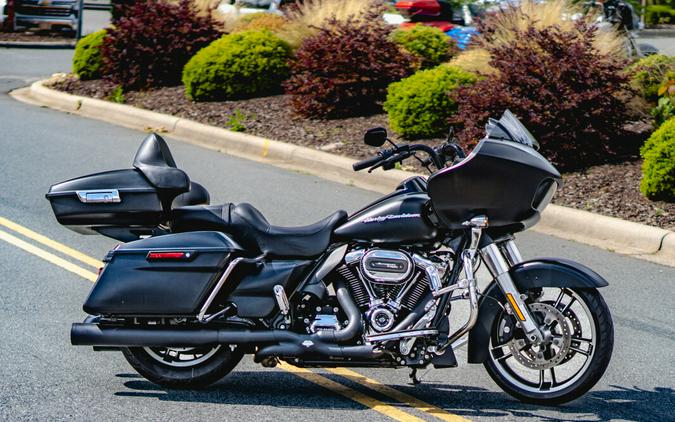 FLTRXS 2017 Road Glide® Special