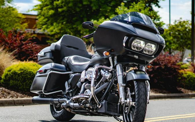 FLTRXS 2017 Road Glide® Special