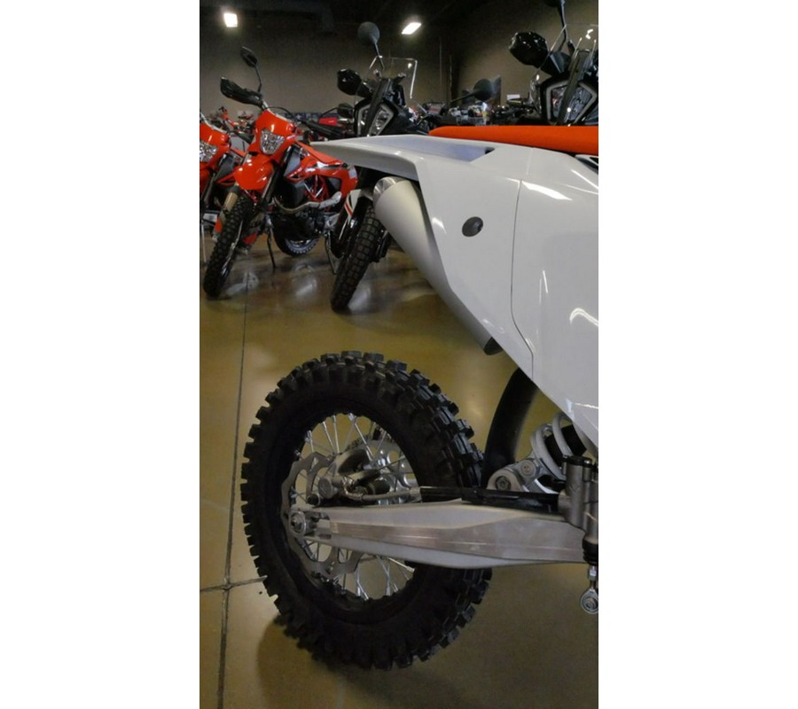 2023 KTM SX 65