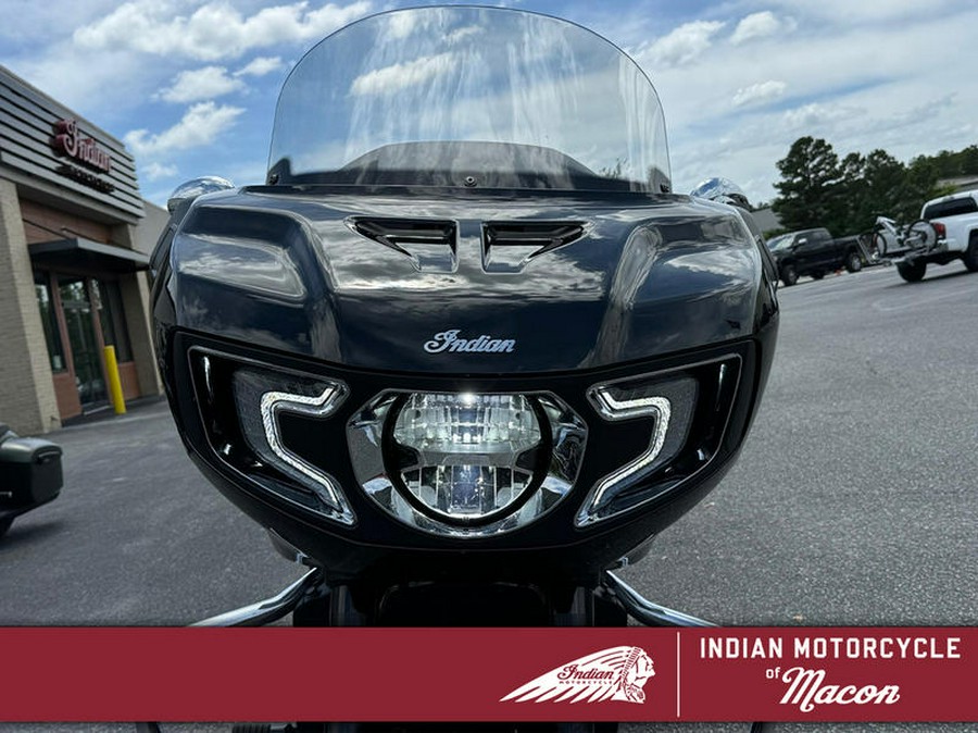 2023 Indian Motorcycle® Challenger® Limited Black Metallic