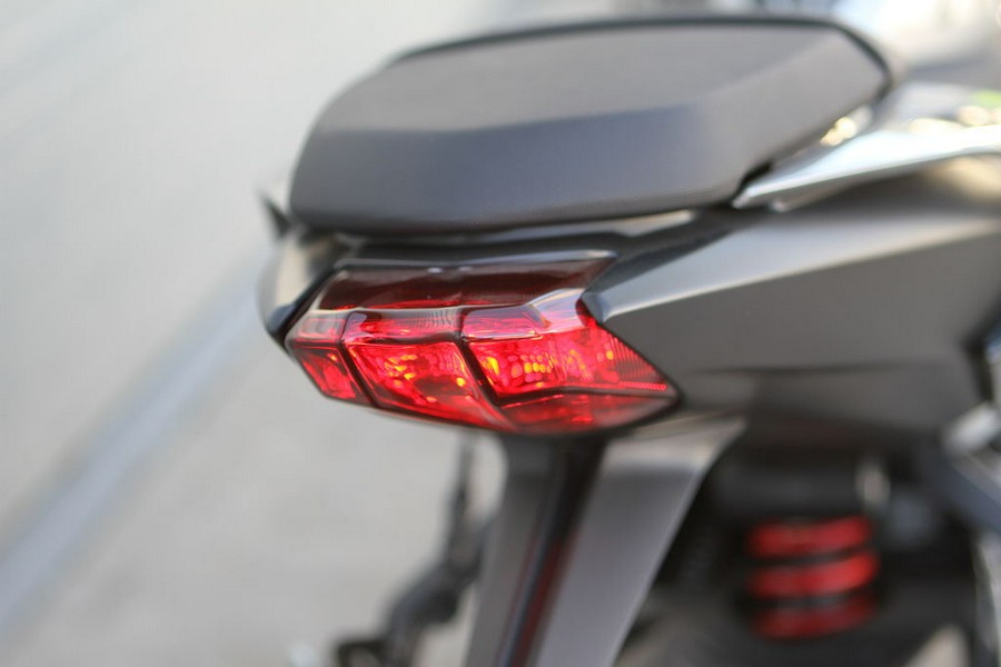 2024 Triumph Street Triple 765 R